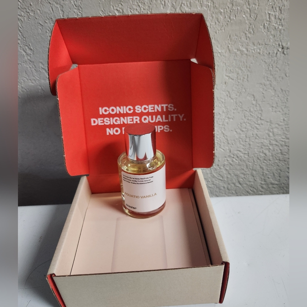 Dossier Perfume